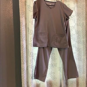 Grey’s anatomy active nursing scrub set